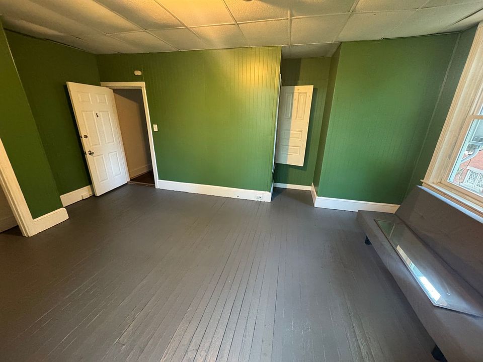 2nd image of 631 W Main St APT 6