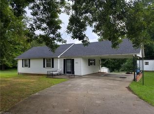 14753 Nc Highway 87 N, Eden, NC 27288