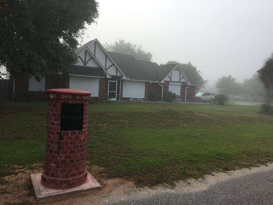 1st image of 1924 Bahama Dr