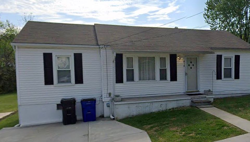 1st image of 414 Walters Dr