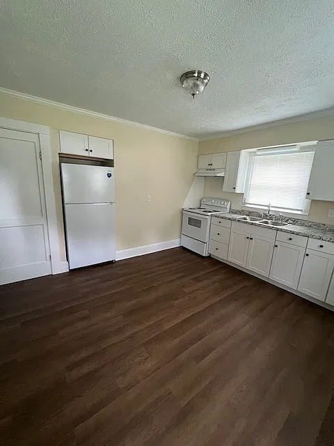2 bed, 868 sqft, $1,200 — Photo 4