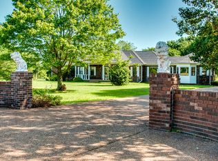 7118 Highway 41a, Pleasant View, TN 37146