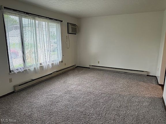 4th image of 103 Glacier Ave