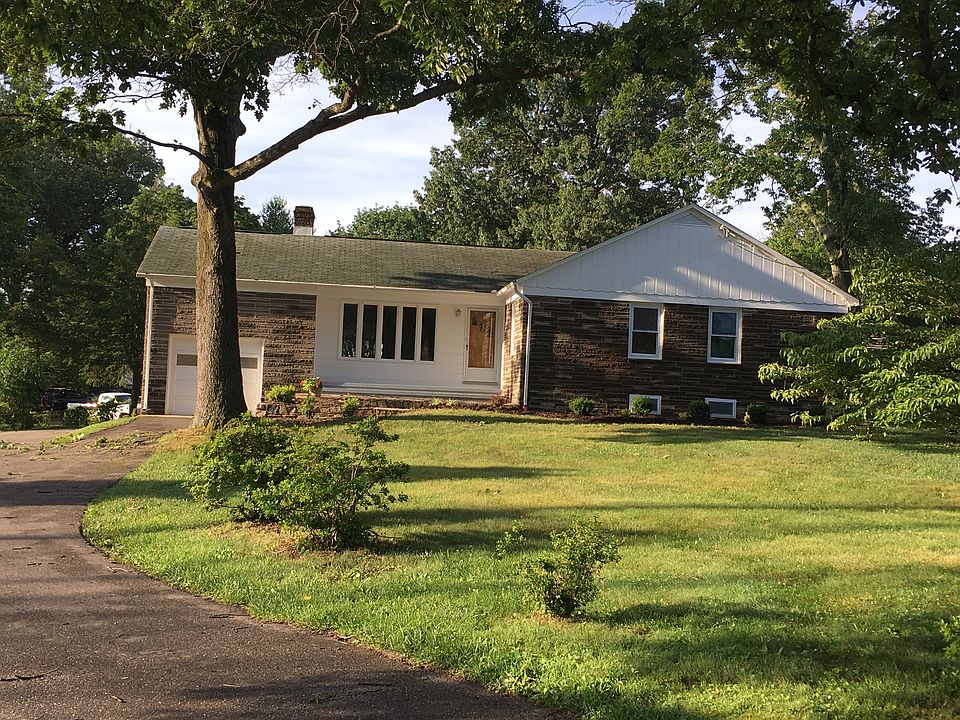 Front Yard Photo