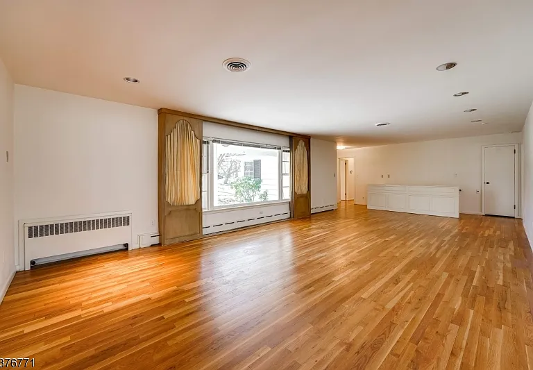 17 Oxford Dr — Photo 3