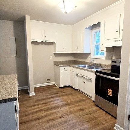 3rd image of 3807 Mooring Way