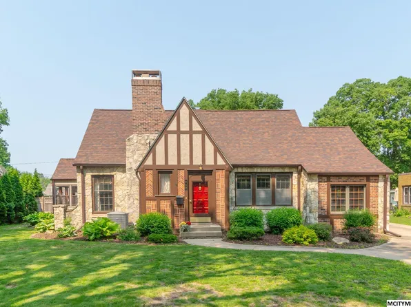 410 S Vermont Ave, Mason City, IA 50401