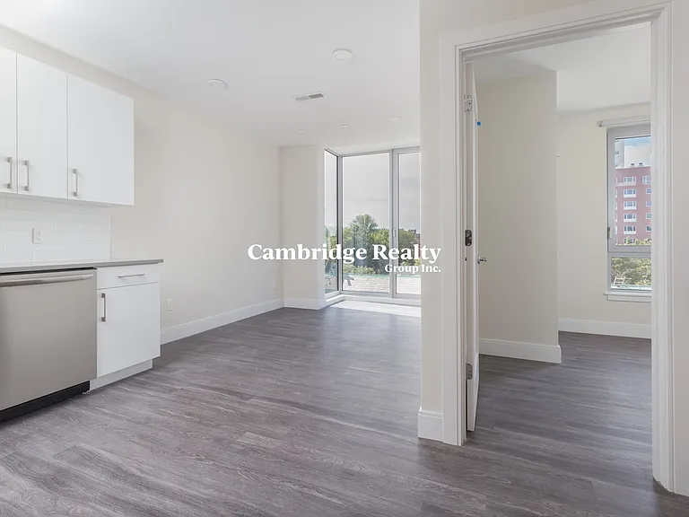 1065 Tremont St #504T — Photo 3