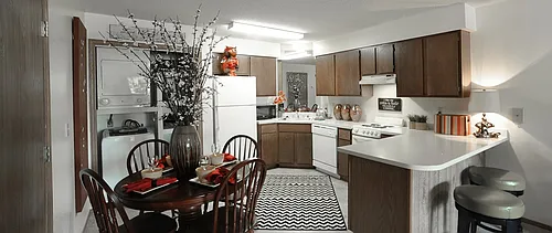 Gladiola Estates Photo 1