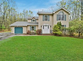 1158 Brian Ln, Effort, PA 18330