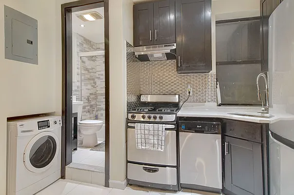 Rented by R New York | media 6