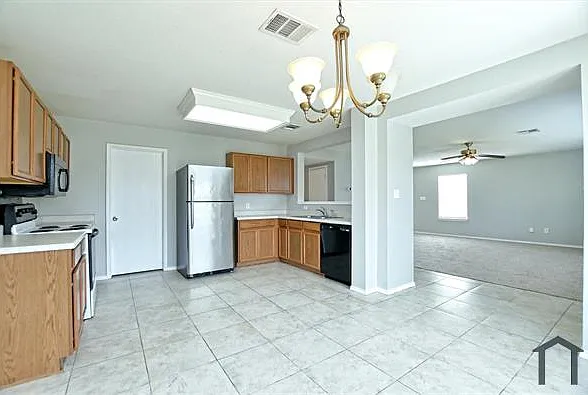 102 Blanco Woods Blvd — Photo 8