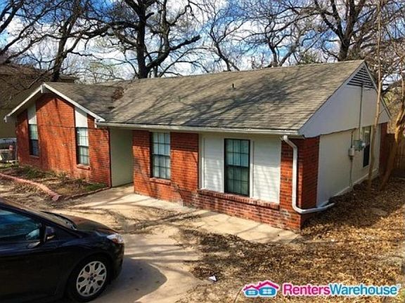 2nd image of 363 Linkwood Dr