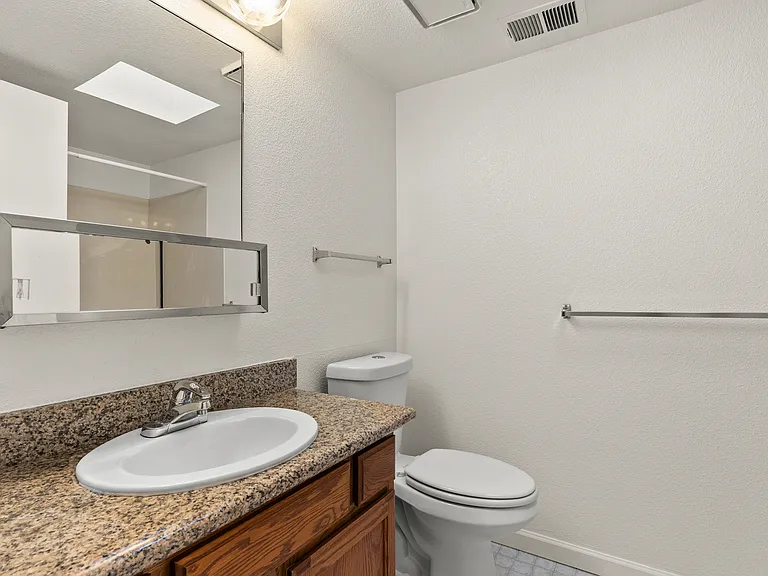 Sycamore Green Apartments — Photo 62