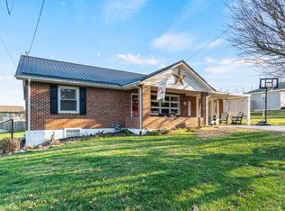 612 Maple St, Dublin, VA 24084