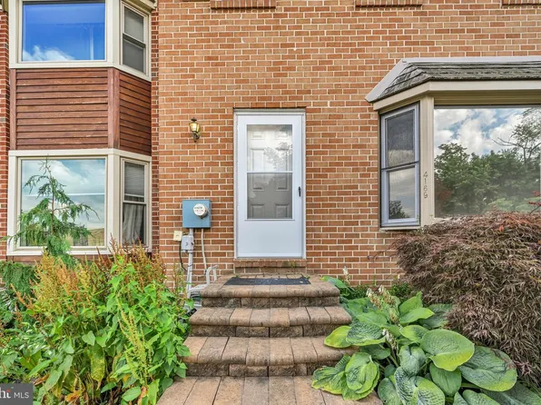 4169 Rittenhouse Ct, Skippack, PA 19474