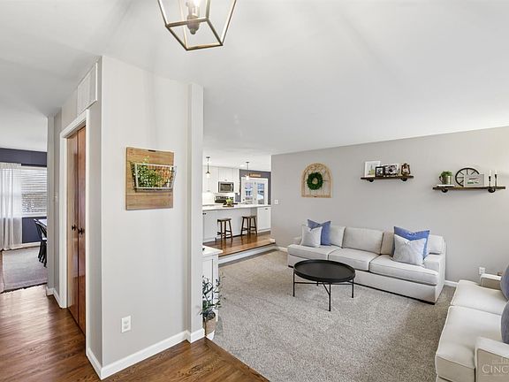 4th image of 6250 Elmhill Ct