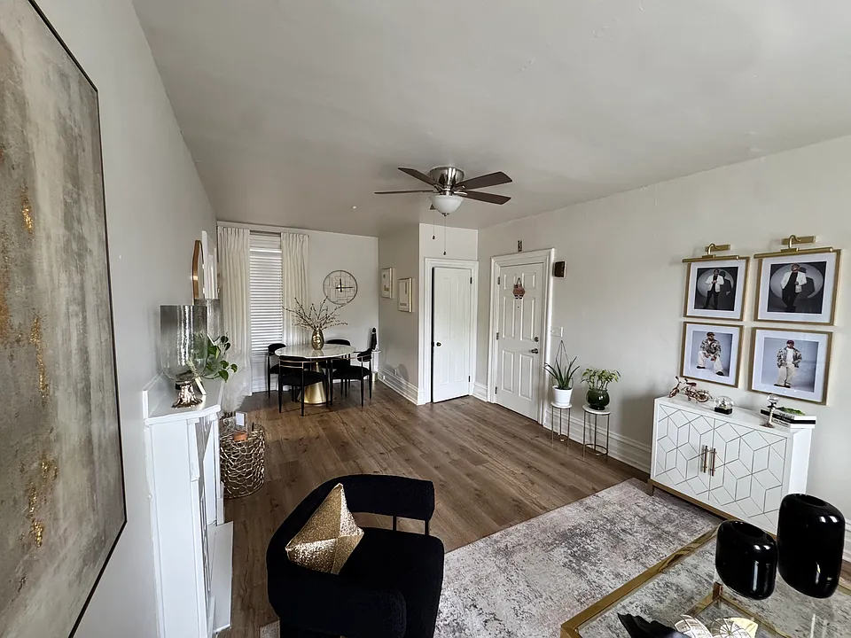 213 Front St #1