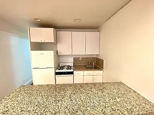 Rented by Corcoran | media 12