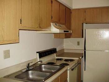 3rd image of 55 Broadmeadows Blvd APT 210