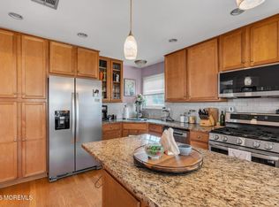 2735 Meadow Lake Drive, Toms River, NJ 08755