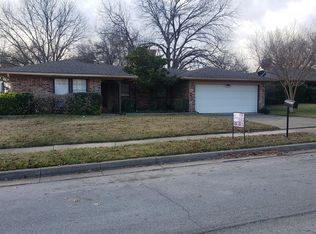 (Undisclosed Address), Arlington, TX 76014