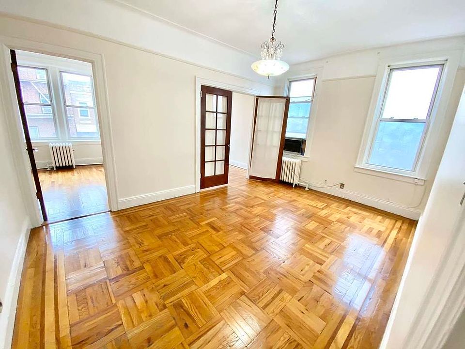 1st image of 25-32 34th St #2R