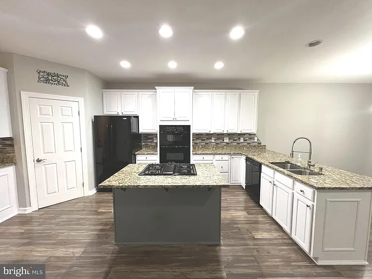 523 Dallam Ct #2 — Photo 9