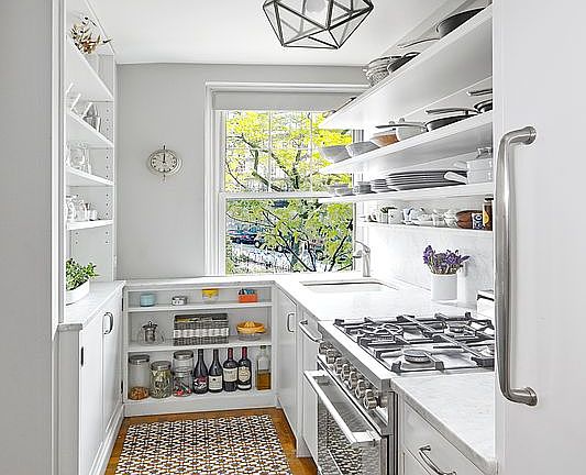 4th image of 2 Horatio St APT 2J