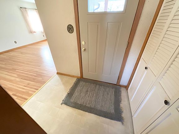 2nd image of 1503 16th St SW