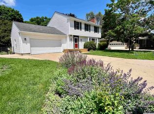 30 Kentucky Ct, Mason City, IA 50401