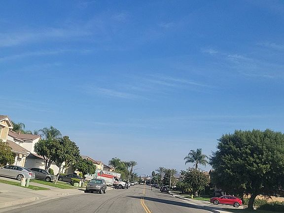 4th image of 13882 Star Ruby Ave
