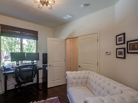 3rd image of 248 Montalcino Cir