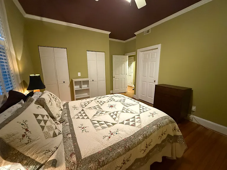 2501 Roswell Ave #102 — Photo 30