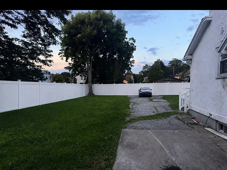 0 Disclosed — Photo 6