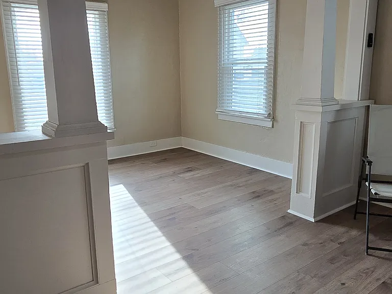 323 Park St — Photo 11