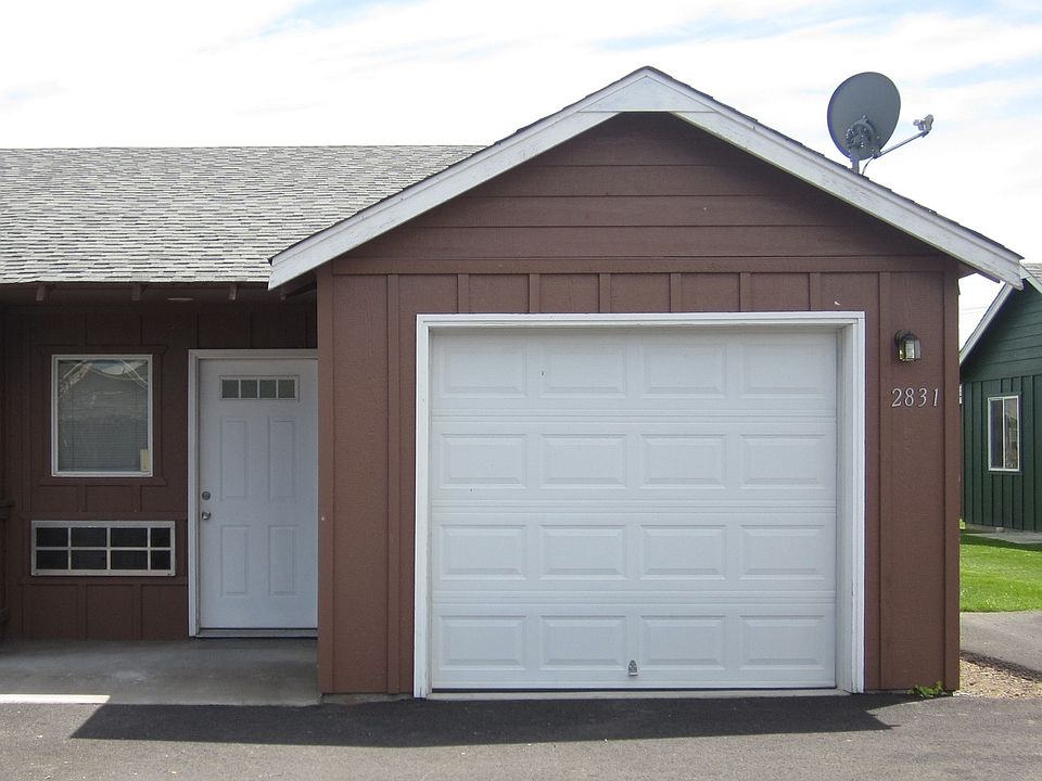 1st image of 2831 SW 21st St