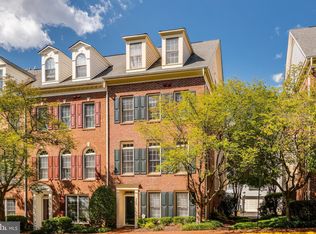 8892 Ashgrove House Ln, Vienna, VA 22182