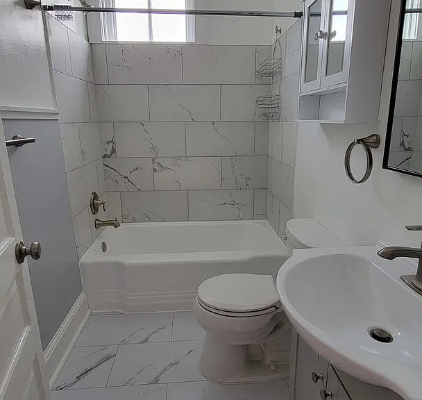 17 E 3rd St #3 — Photo 10