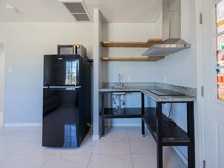 4001 N 15th Avenue, Phoenix Az — Photo 9
