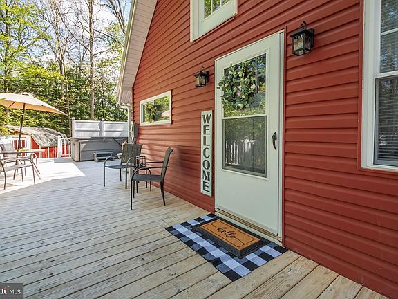 5th image of 158 Oak Way Rd