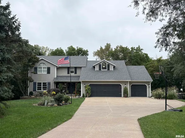 807 Hickory Creek Ct, Metamora, IL 61548