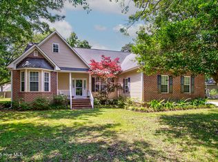 203 Abbey Ln, Wilmington, NC 28411