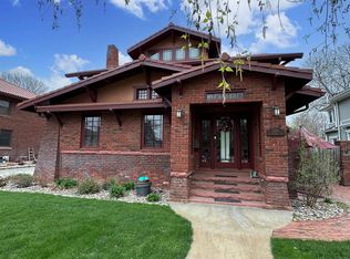 1124 N Saint Joseph Ave, Hastings, NE 68901
