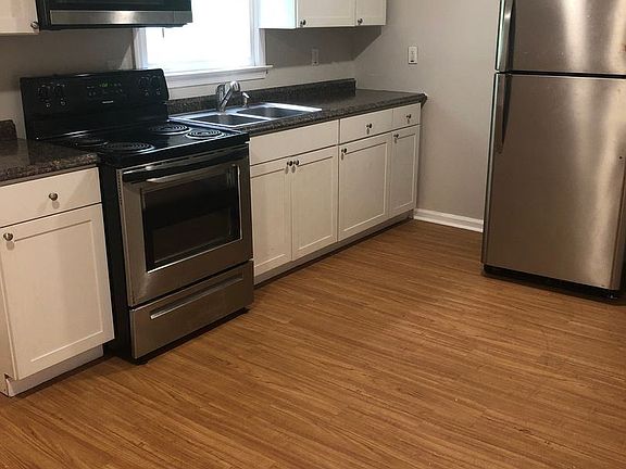 2nd image of 1107 Dayton St #11431306