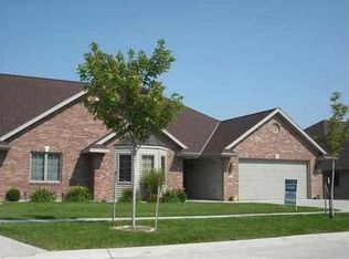 708 Skyview Cir, Norfolk, NE 68701