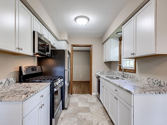 5th image of 2401 W 139th St