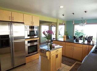 2124 E 10th St, The Dalles, OR 97058
