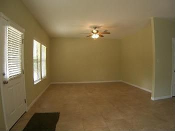 5th image of 518 Dogwood Trl