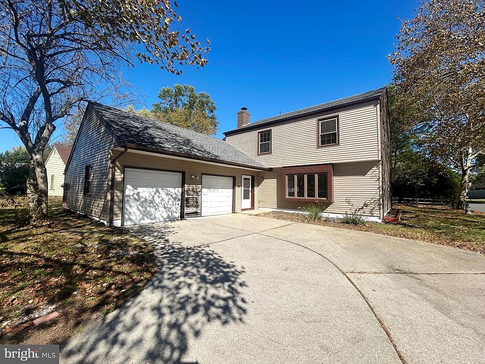 1st image of 111 Peachwood Dr